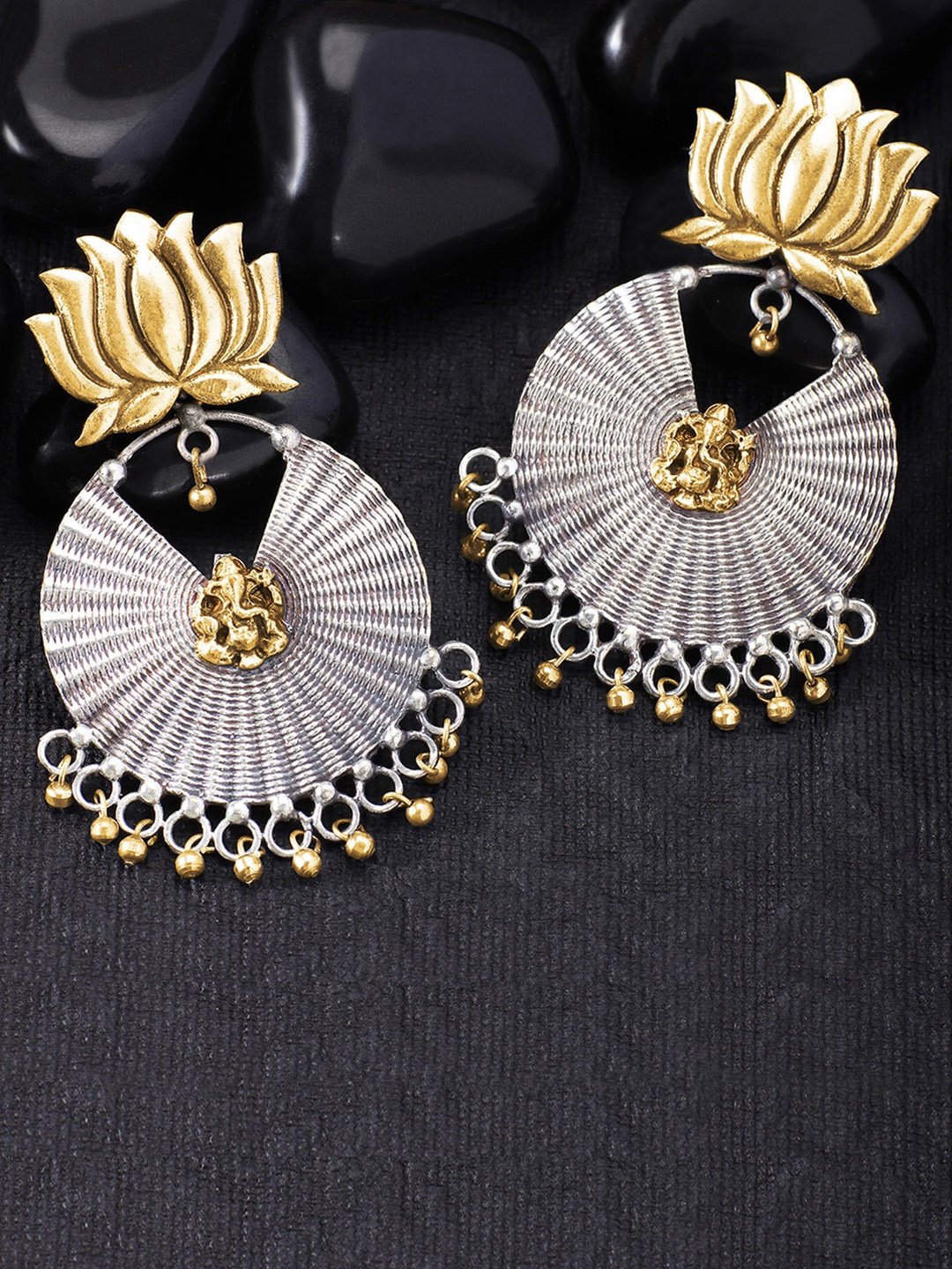 

Peora Silver Antique Afghani Tribal Lotus Maangtika with Jhumka