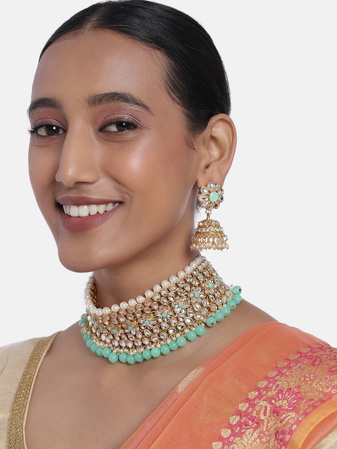 

Peora Sea Green & White Gold-Plated Kundan Jewellery Set