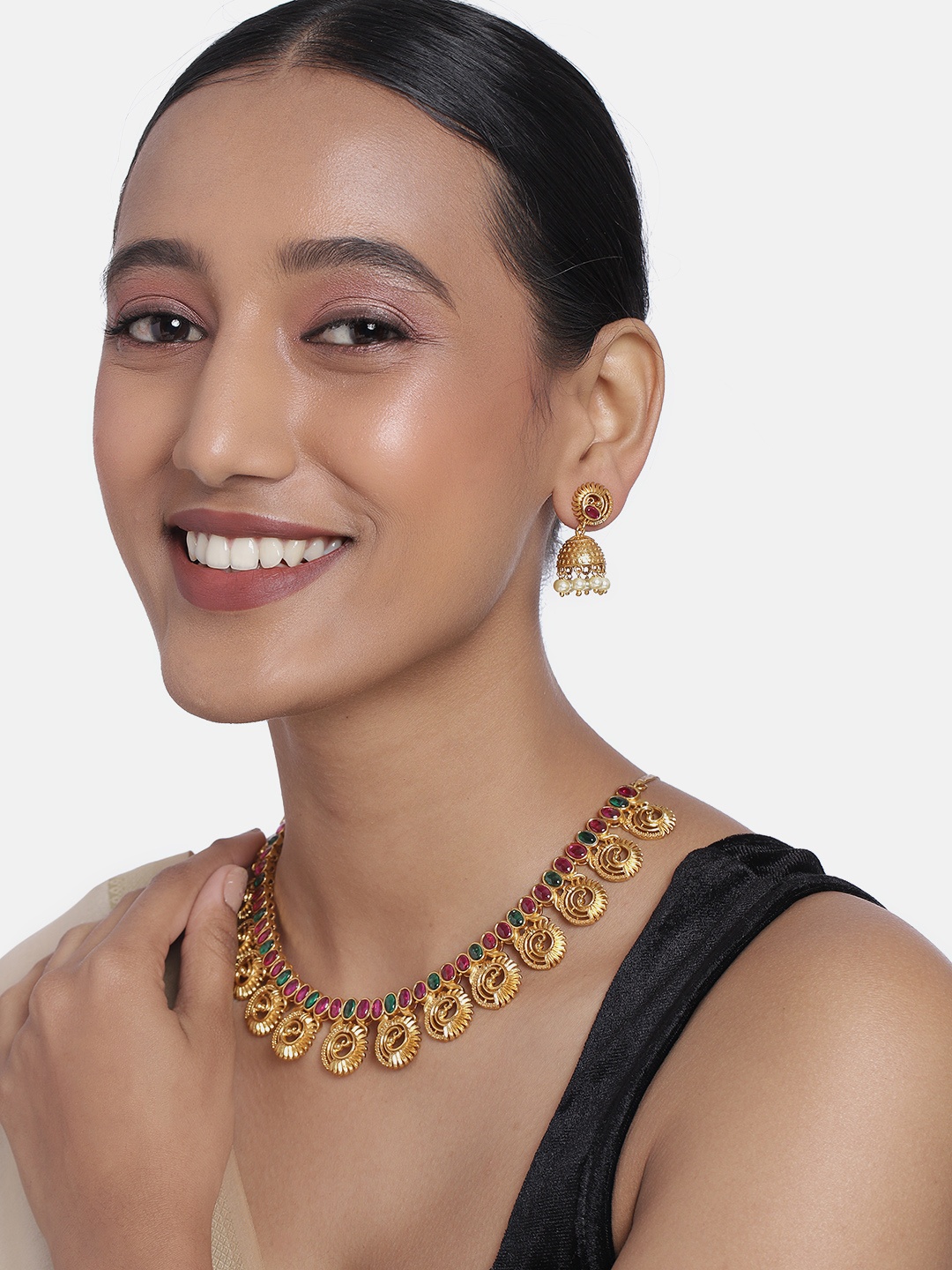 

Peora Gold Plated Kundan Pearl Jewellery Set, Red