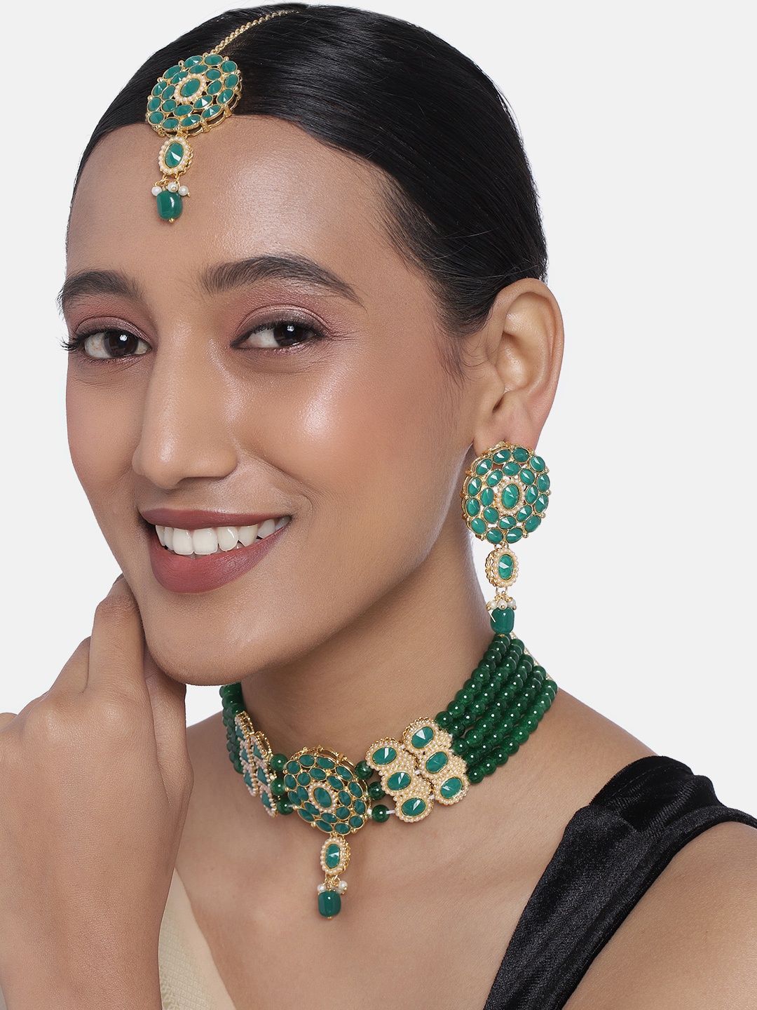 

Peora Green Gold-Plated Pearl Beaded Jewellery Set
