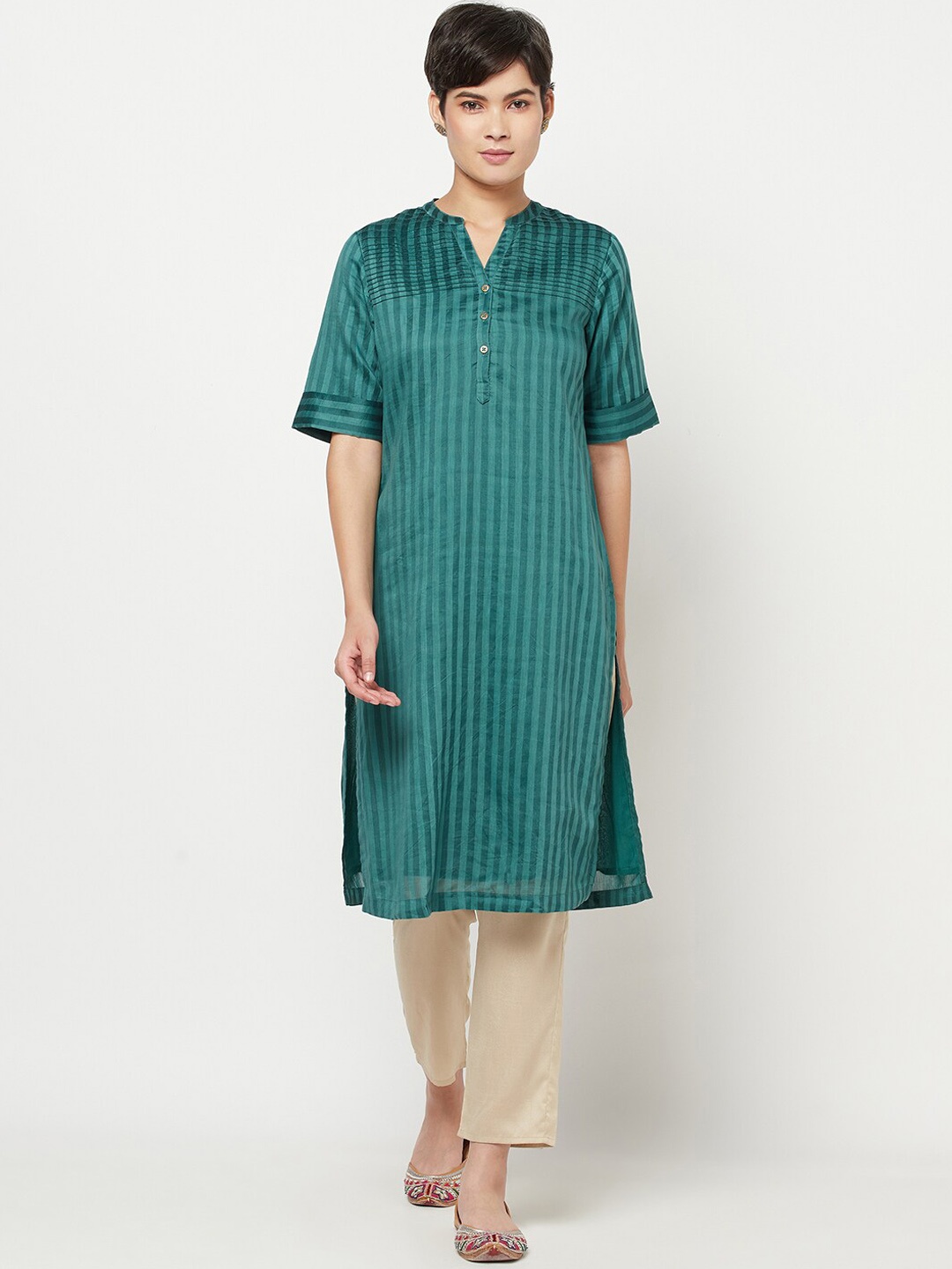 

Fabindia Women Green Striped Flared Sleeves Thread Work Kurta