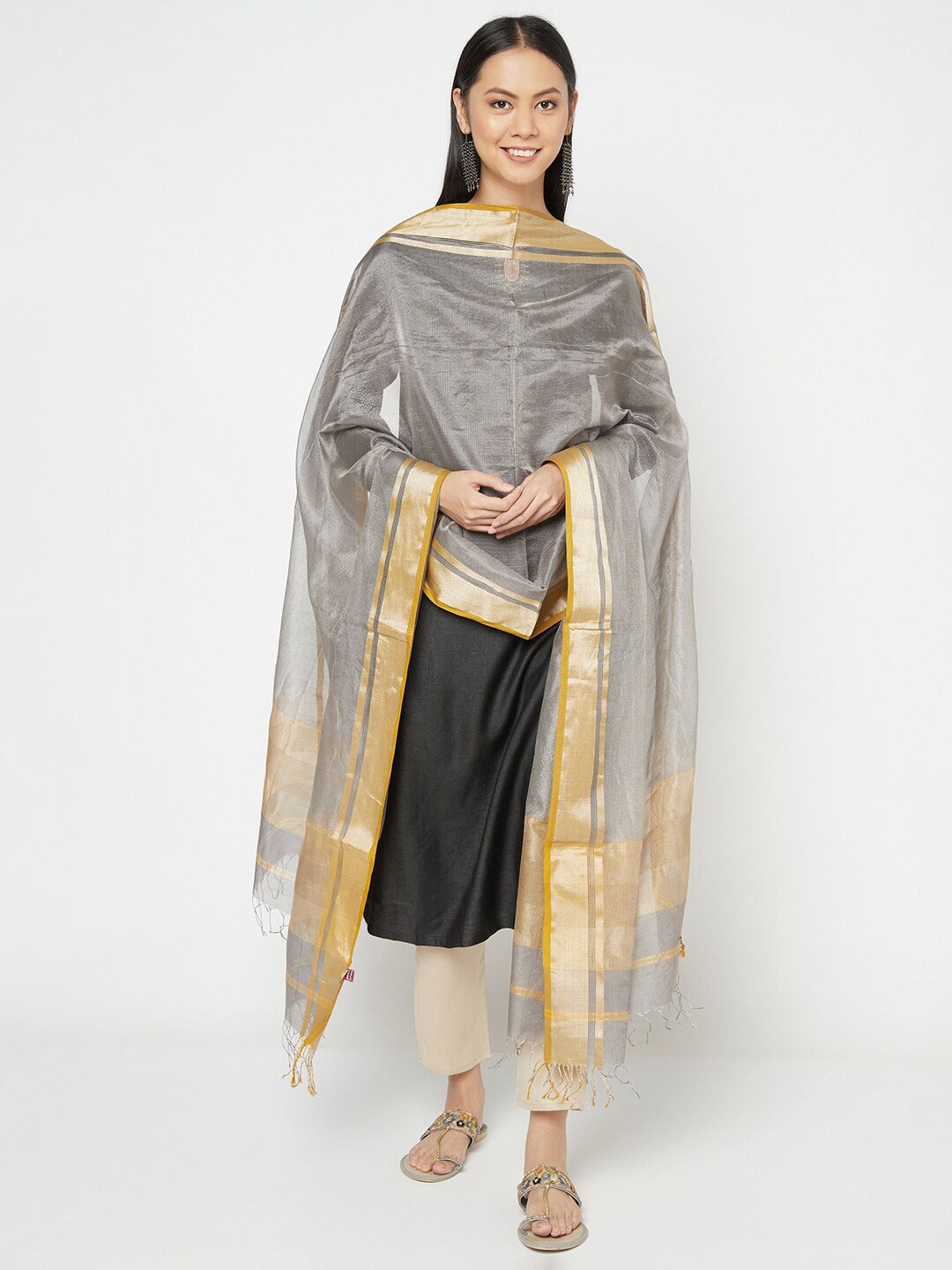 

Fabindia Silver-Coloured & Gold-Coloured Cotton Silk Dupatta with Zari
