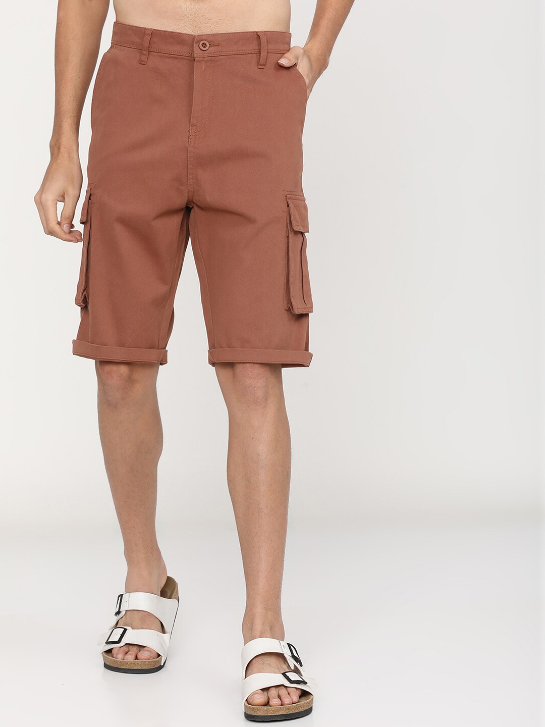 

HIGHLANDER Men Rust Brown Slim Fit Cargo Cotton Blend Shorts
