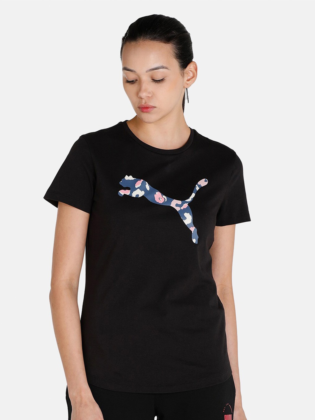 

Puma Women Black & Blue Leopard Cat Logo Printed Outdoor T-shirt