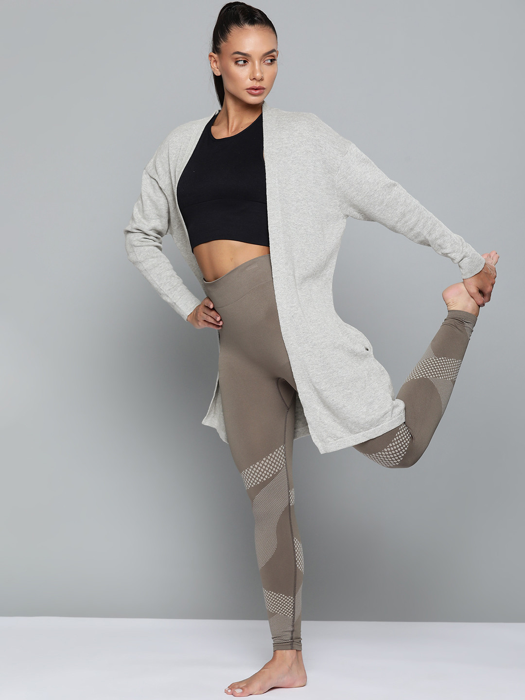 

HRX By Hrithik Roshan Yoga Women Wavellite Bio-Wash Solid Sweaters, Grey melange