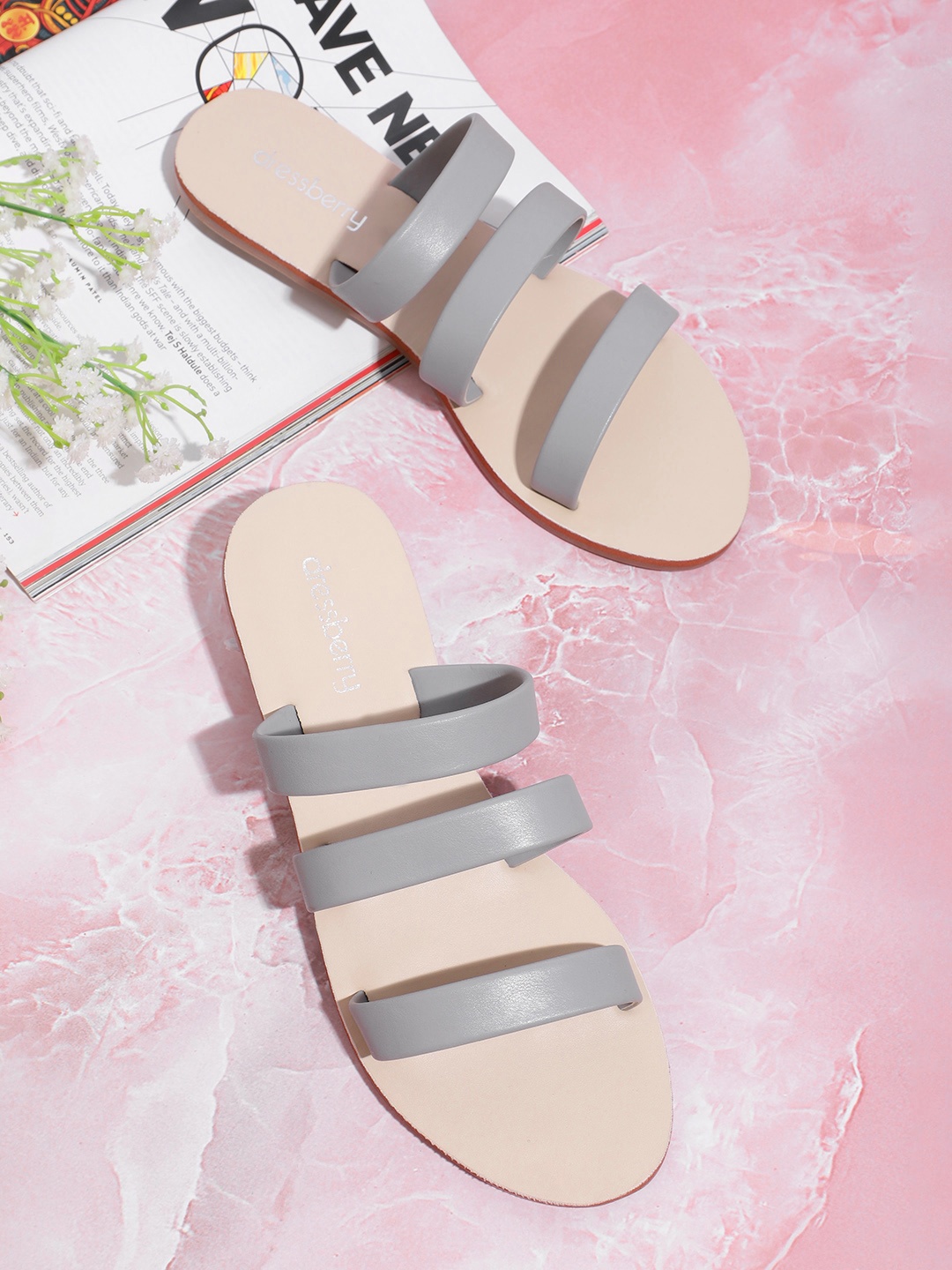 

DressBerry Women Grey Solid Strappy Open Toe Flats