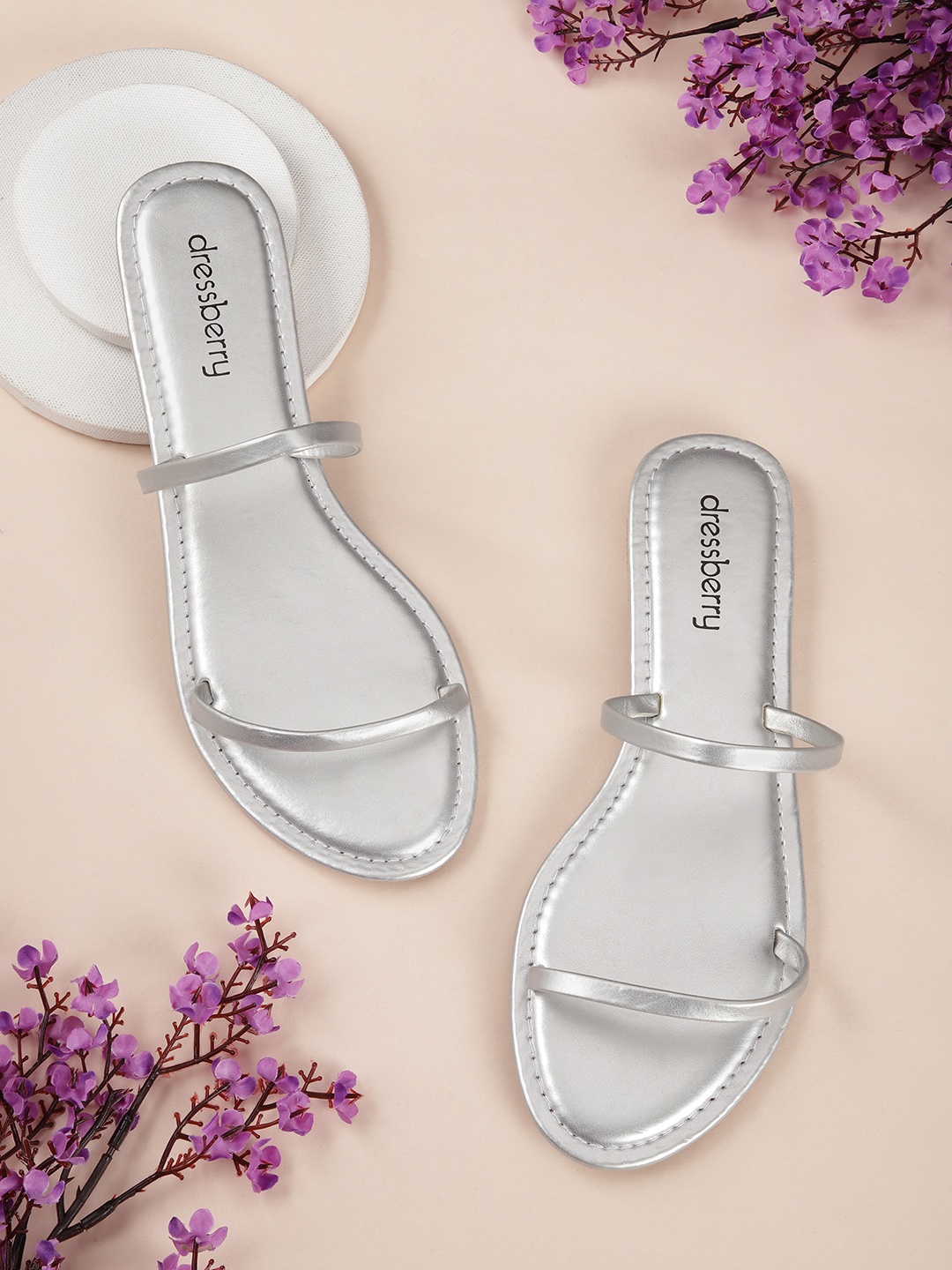 

DressBerry Women Silver-Toned Open Toe Flats