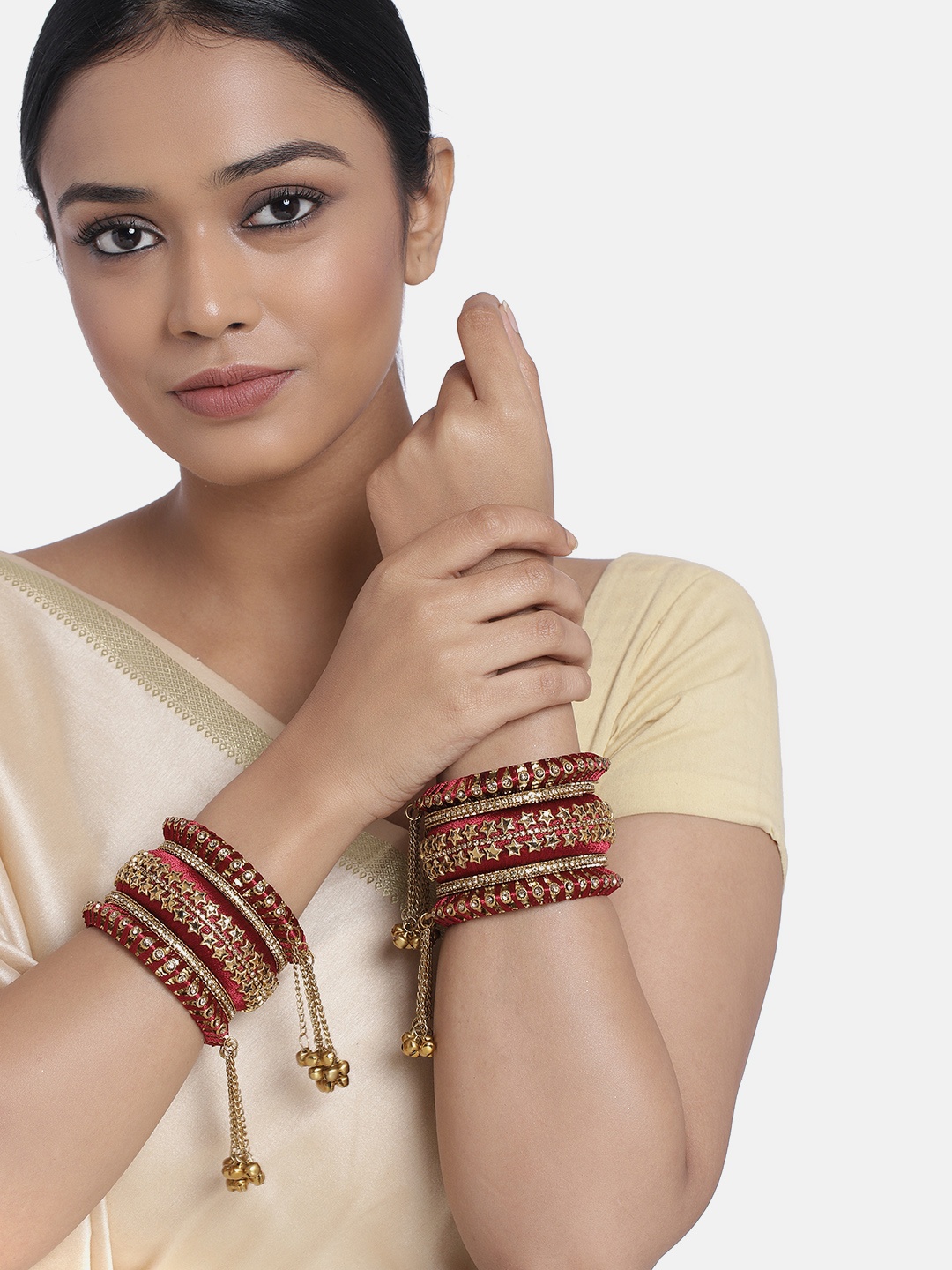 

Peora Set of 10 Maroon Handcrafted Silk Thread Kundan Star Studded Chuda Bangles