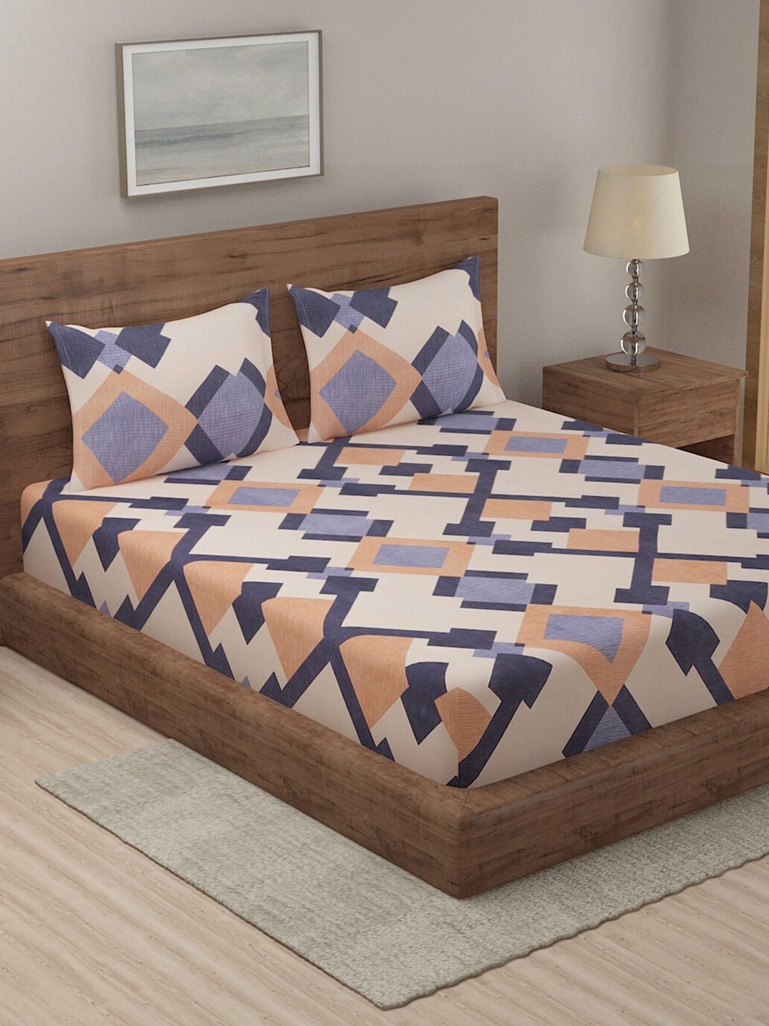 

TAG 7 Grey & Cream-Coloured Geometric 210 TC 2 King Bedsheet with 4 Pillow Covers