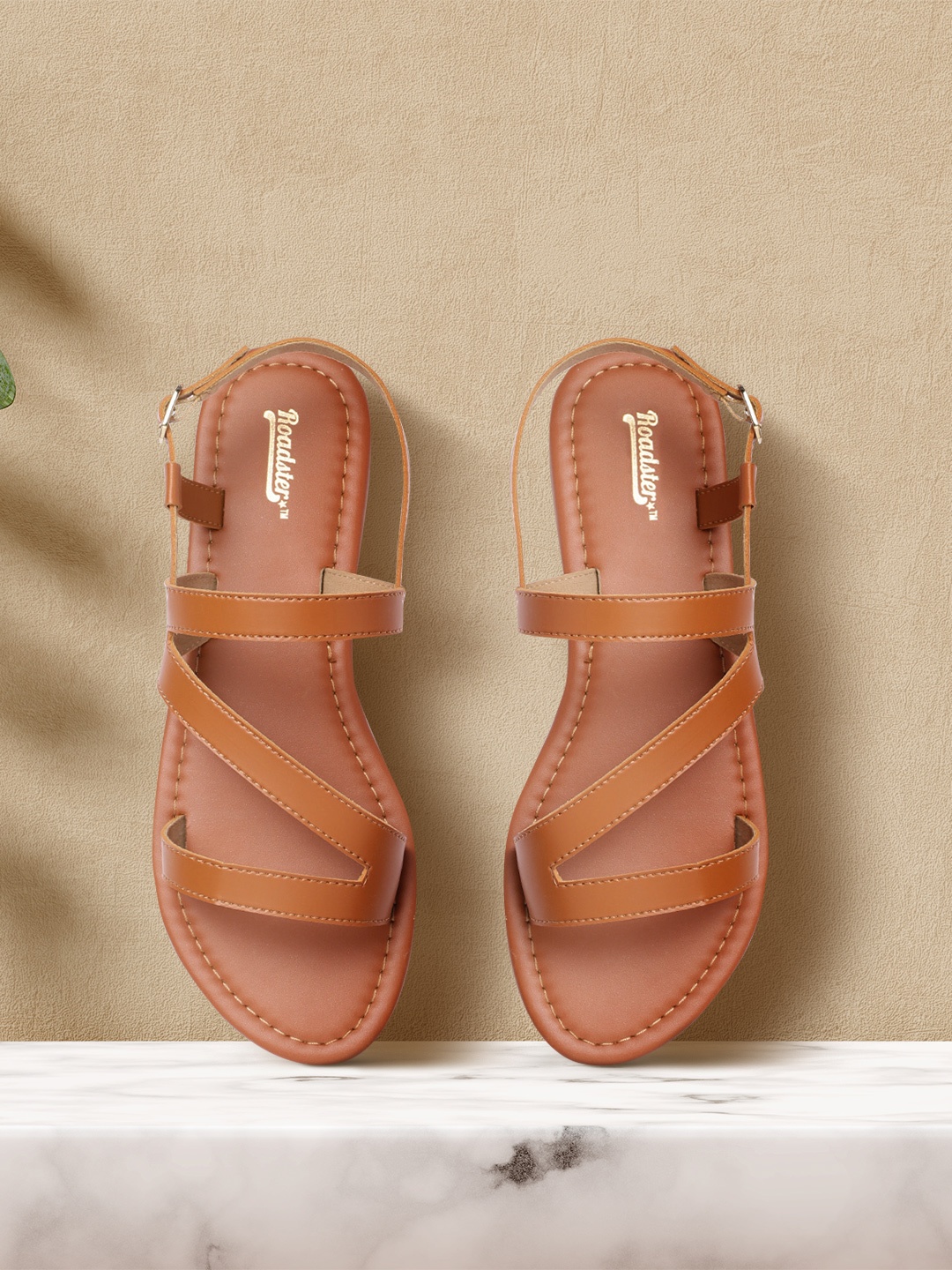 

Roadster Women Tan Brown Open Toe Flats