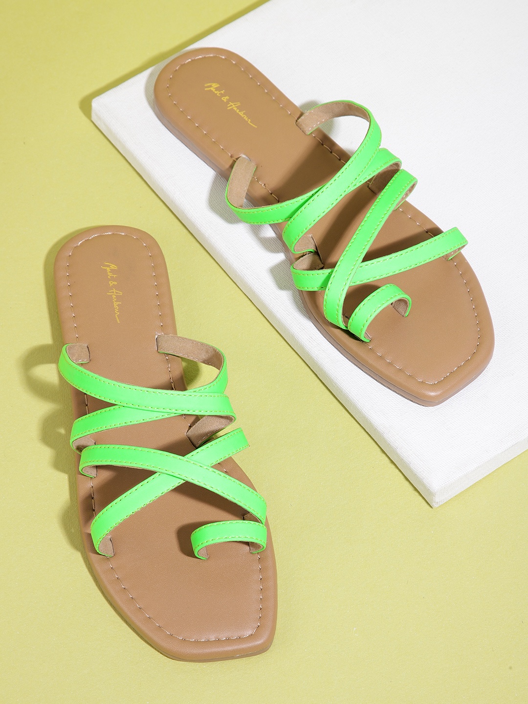

Mast & Harbour Women Fluorescent Green One Toe Flats