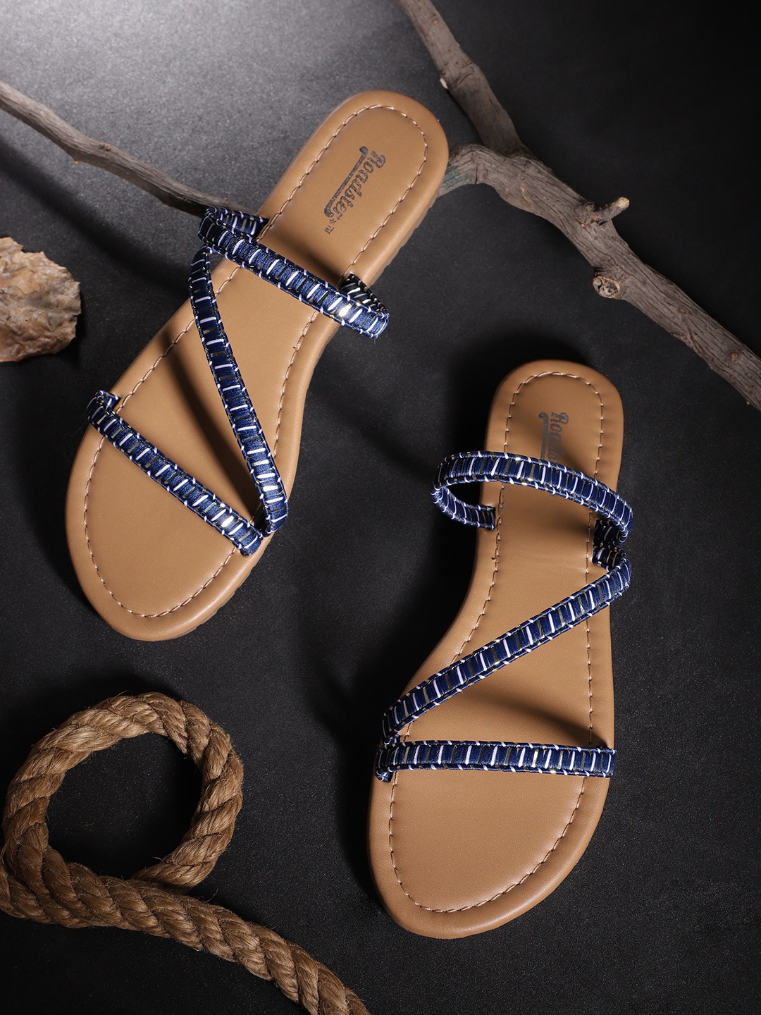 

Roadster Women Navy Blue & Gold-Toned Striped Open Toe Flats