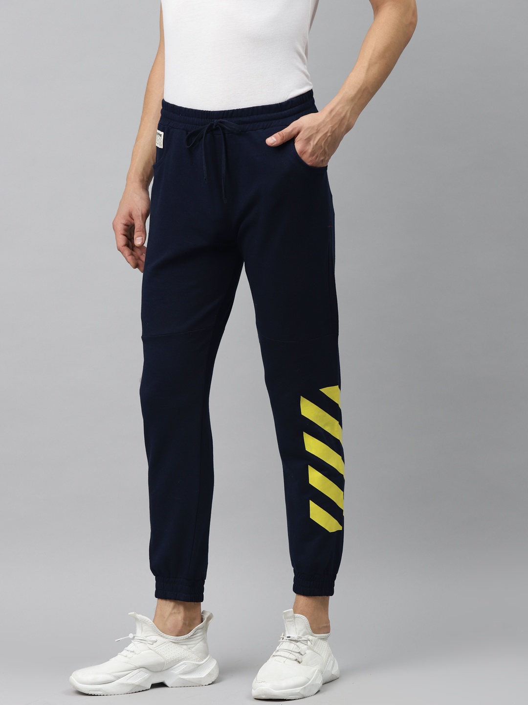

Hubberholme Men Navy Blue Jogger