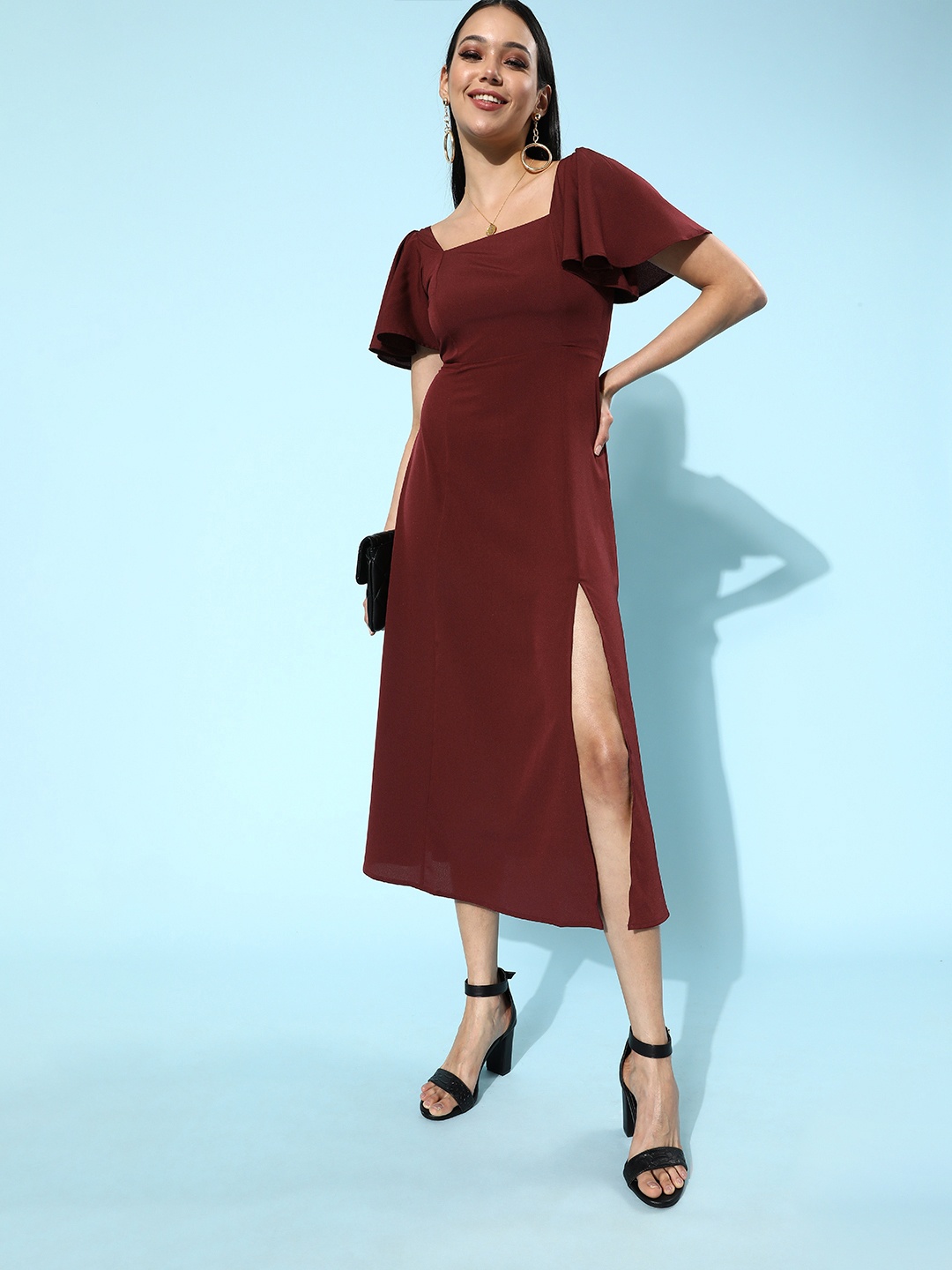 

Berrylush Women Charming Maroon Solid Velvet Dress