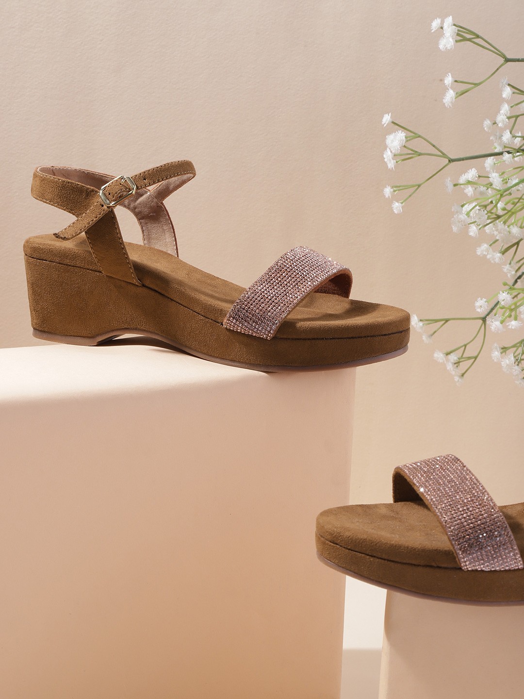 

DressBerry Women Brown Embellished Platform Heels