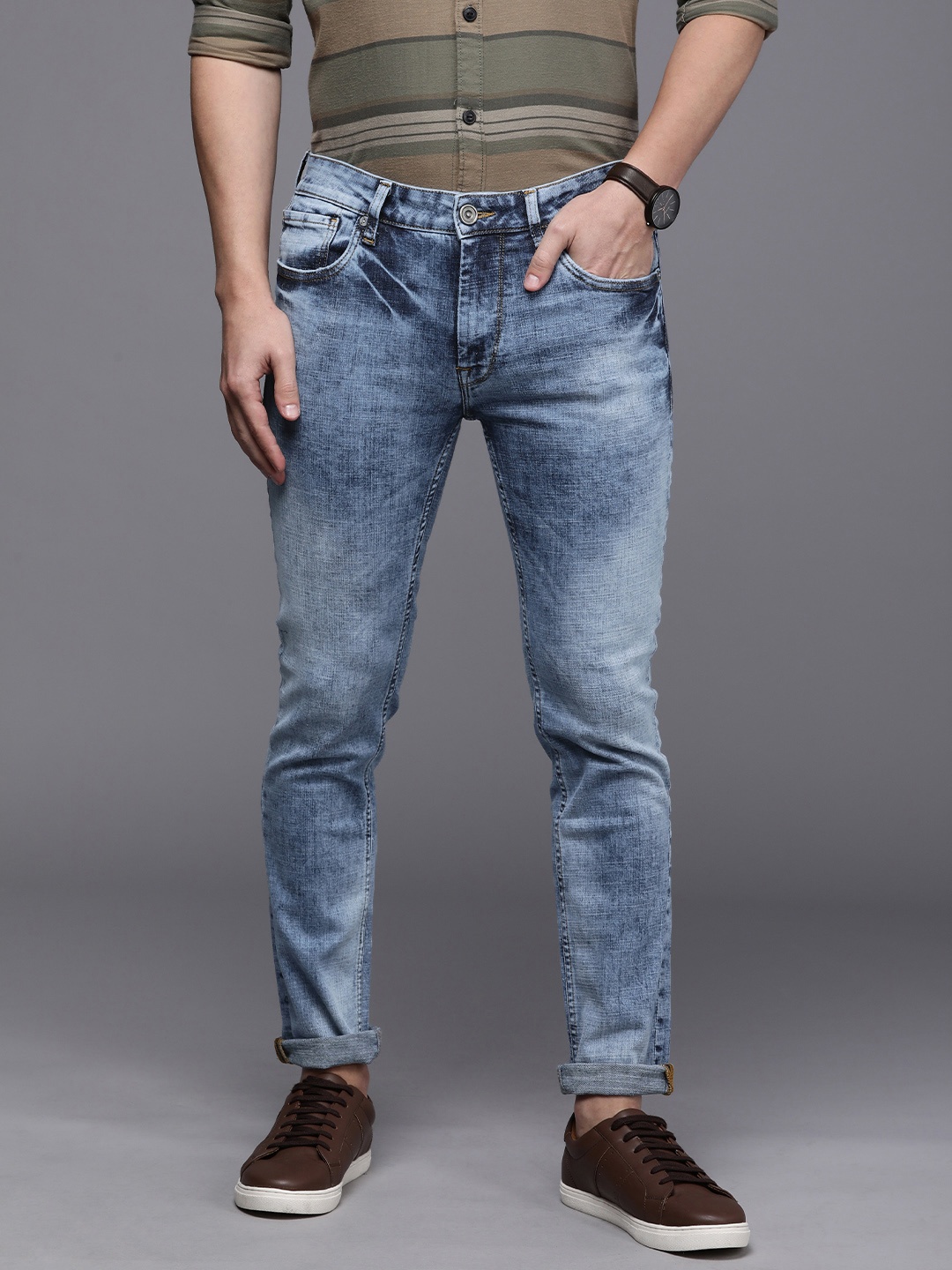 

Voi Jeans Men Blue Skinny Fit Heavy Fade Stretchable Jeans