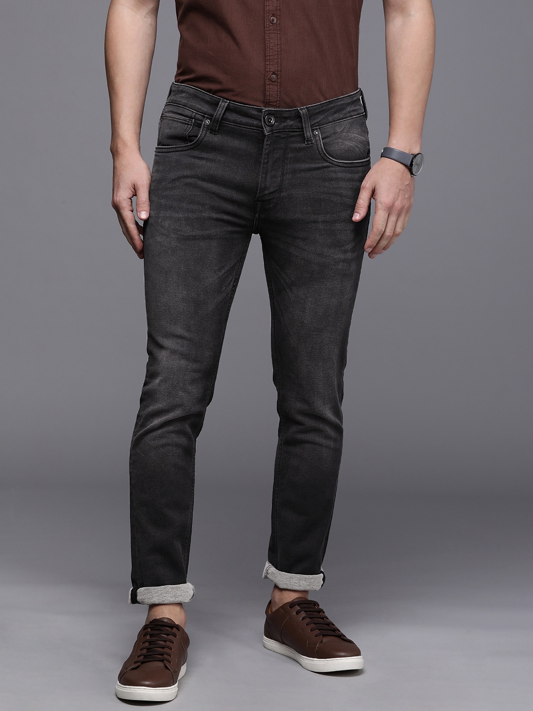 

Voi Jeans Men Grey Skinny Fit Light Fade Stretchable Jeans