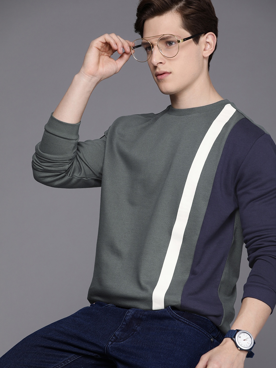 

Voi Jeans Men Grey Striped Sweatshirt