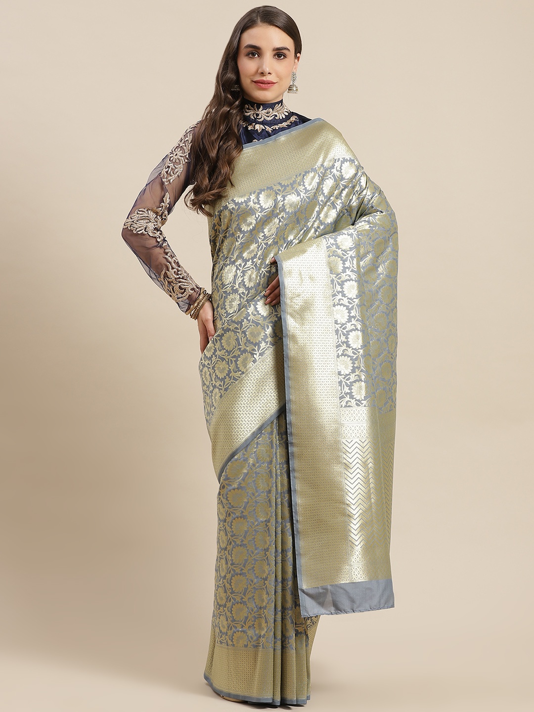 

Chhabra 555 Grey & Gold-Toned Floral Zari Silk Blend Kanjeevaram Saree