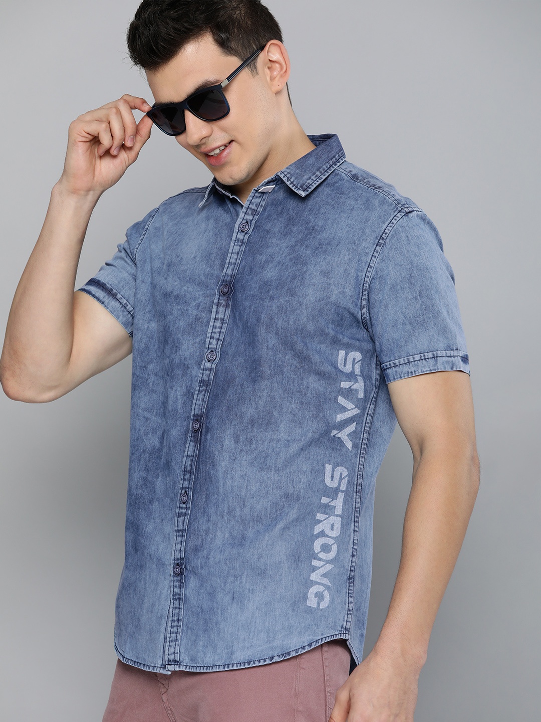 

HERE&NOW Men Blue Slim Fit Washed Printed Detail Pure Cotton Sustainable Casual Shirt