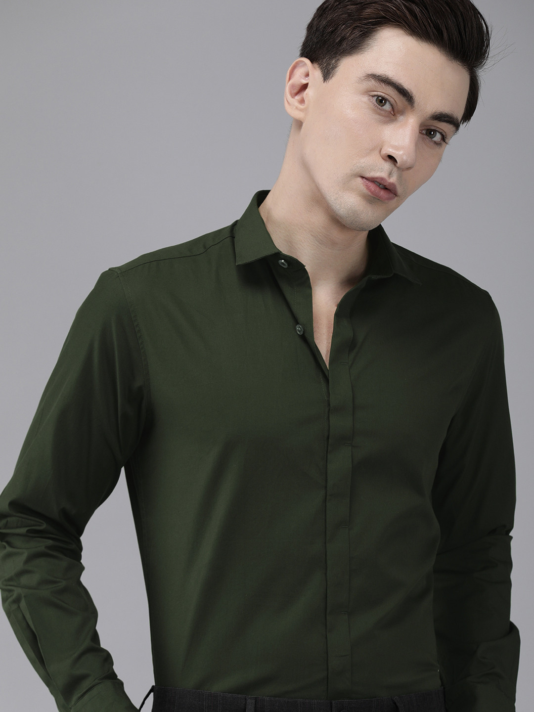 

THE BEAR HOUSE Men Green Slim Fit Pure Cotton Concealed Placket Formal Shirt