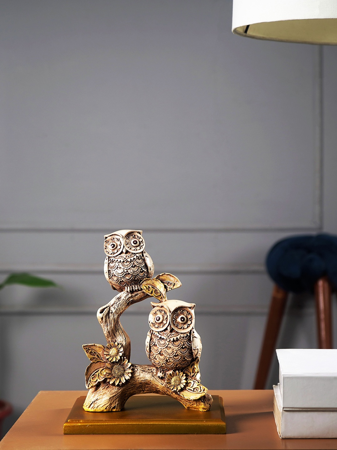 

THE ARTMENT Gold-Toned Rustic Owls Showpiece