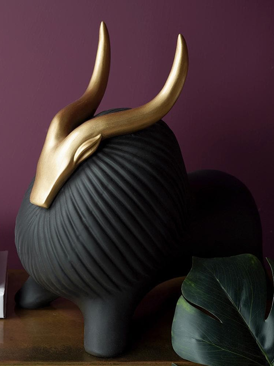 

THE ARTMENT Unisex Black & Gold-Toned Horned Yak Table Accent Showpiece