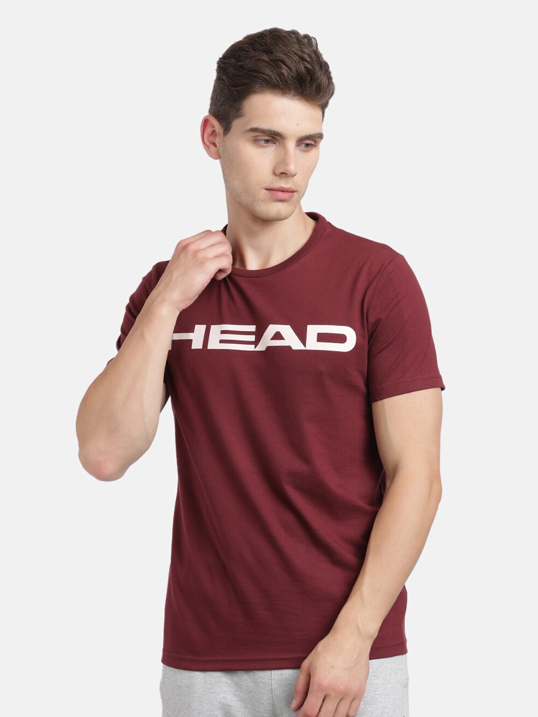 

Head Men Maroon Printed V-Neck Pockets Slim Fit T-shirt