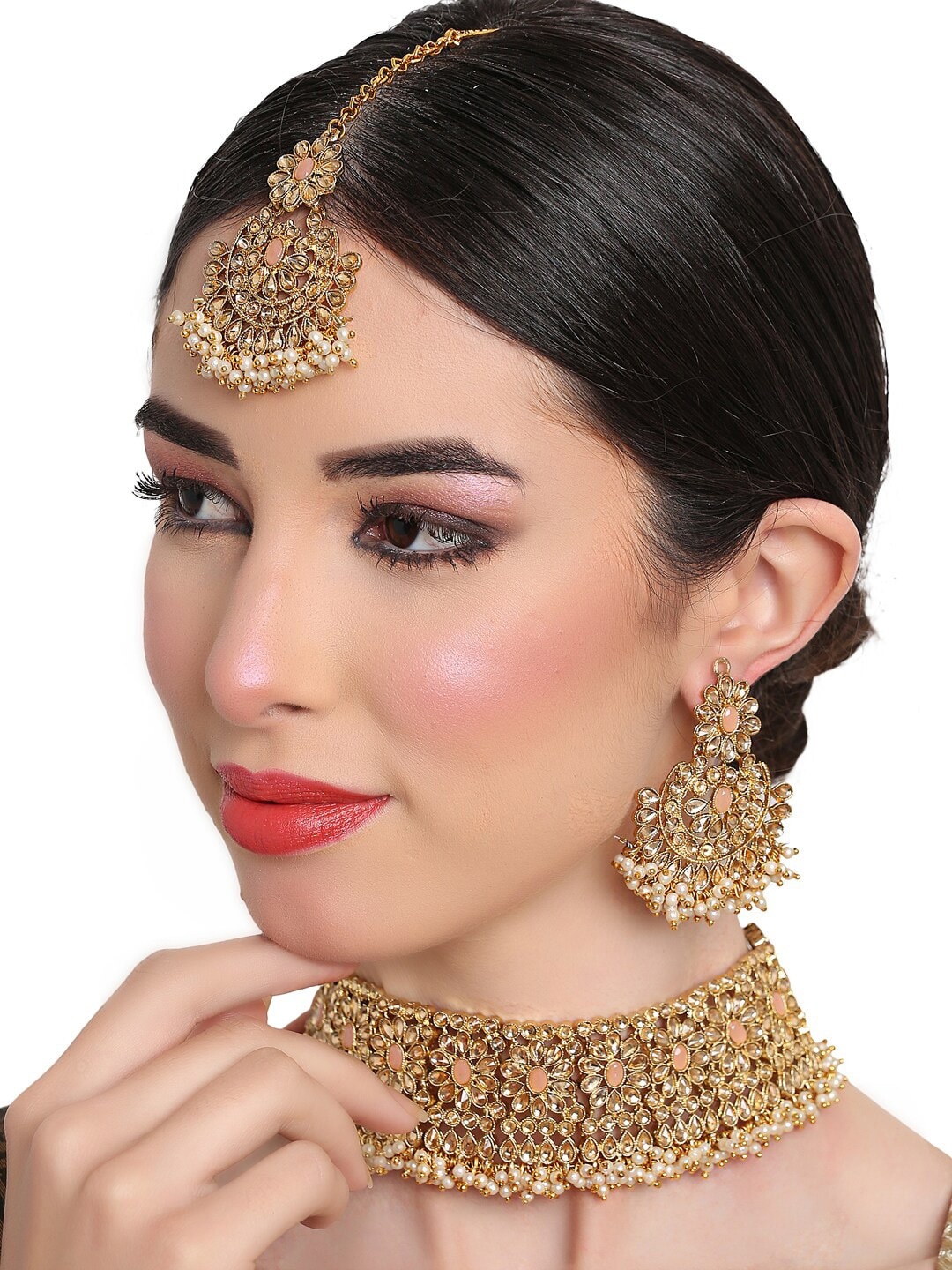 

Shining Diva Gold-Plated Kundan-Studded Handcrafted Jewellery Set, Peach