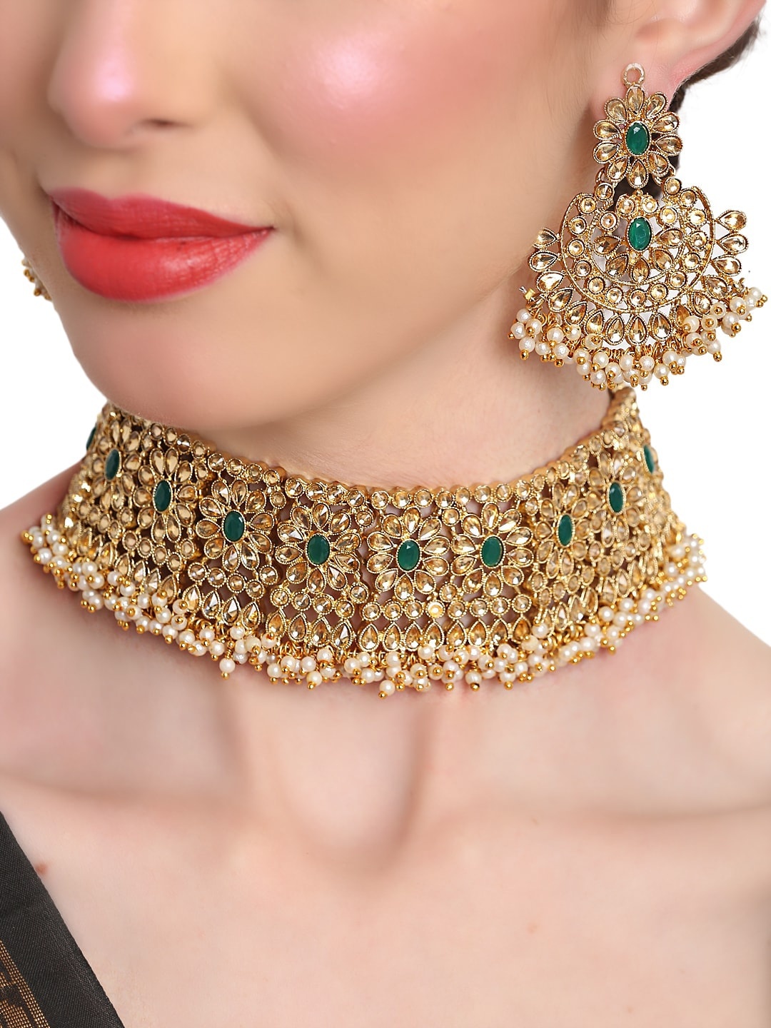 

Shining Diva Green & White Gold Plated Kundan Studded Jewellery Set