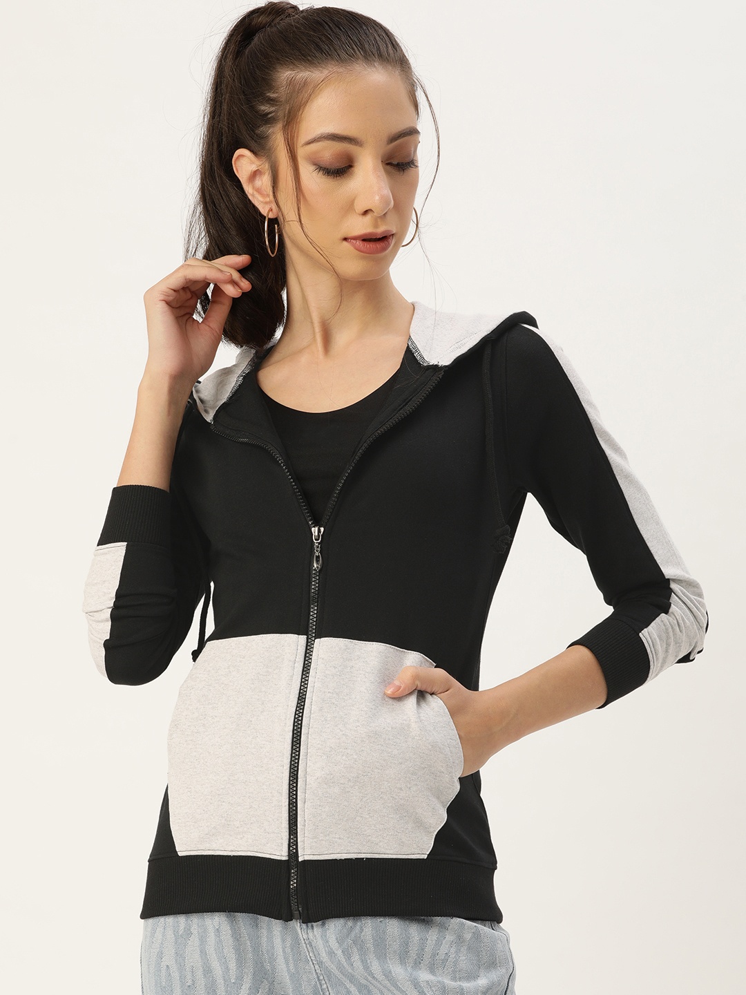 

ARISE Women Black & White Colourblocked Hooded Sweatshirt