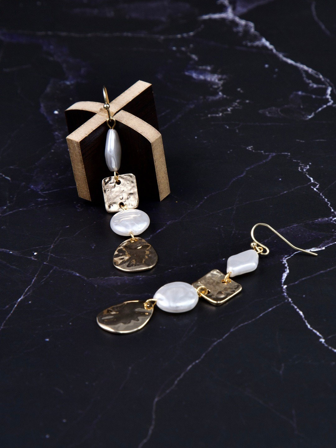 

anore Women Gold-Plated Geometric Contemporary Pearl Drop Earrings