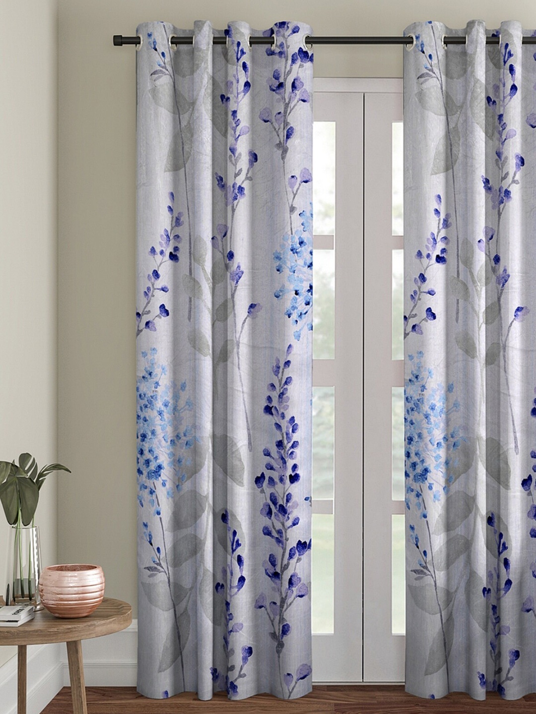 

ROMEE Off White & Blue Floral Room Darkening Door Curtain