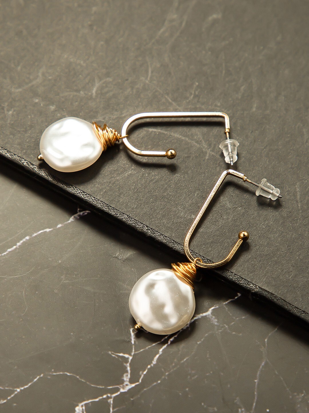 

anore Women Gold-Toned Beaded Contemporary Pearl Drop Earrings