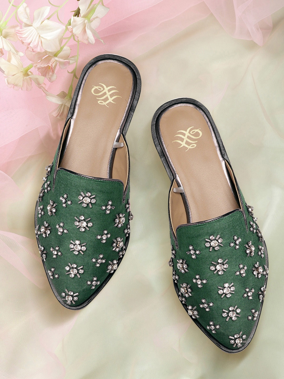 

House of Pataudi Women Green & Silver-Toned Handcrafted Embellished Mules