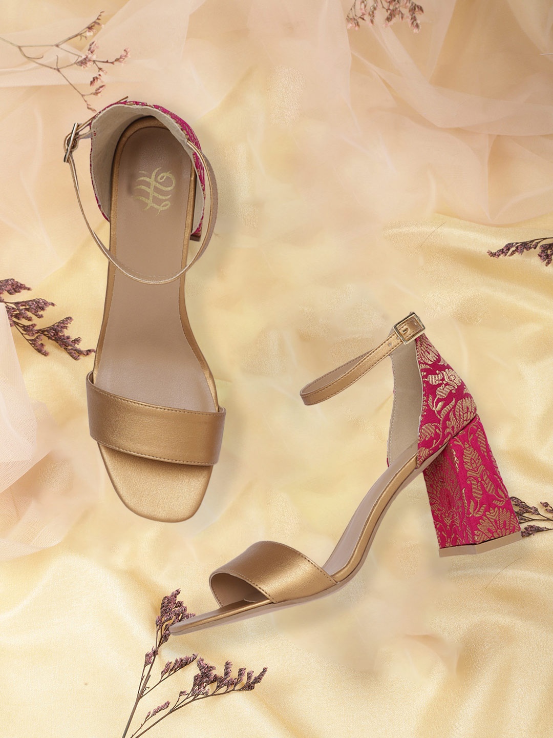 

House of Pataudi Gold-Toned & Pink Woven Design Handcrafted Block Heels