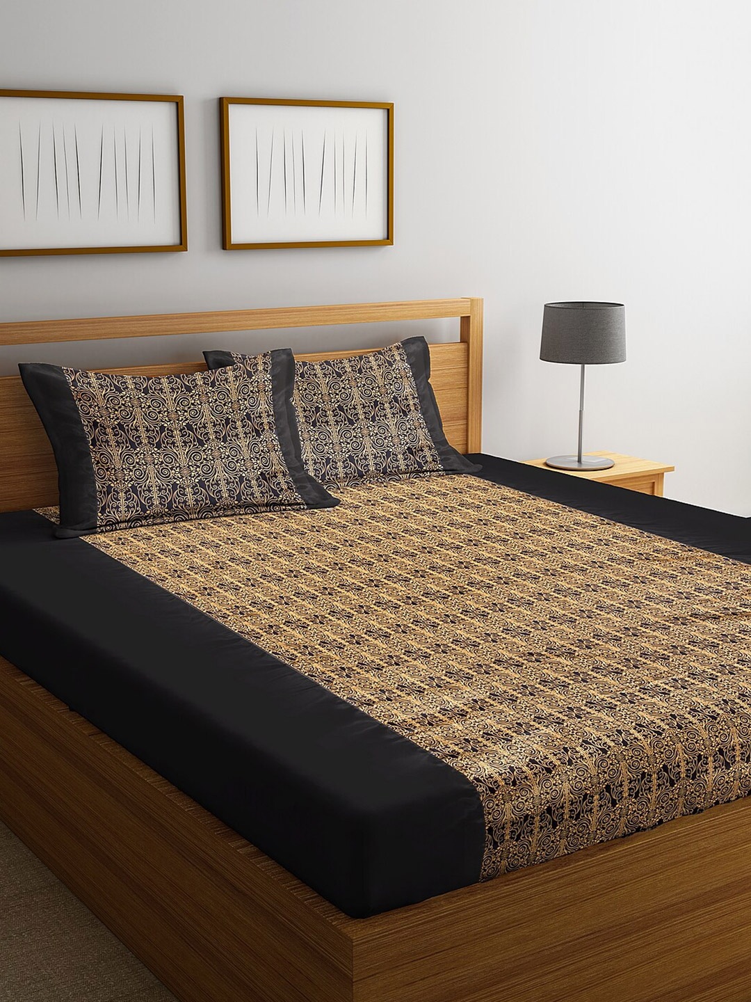 

DECOREALM Black & Brown Geometric 300 TC King Bedsheet with 2 Pillow Covers