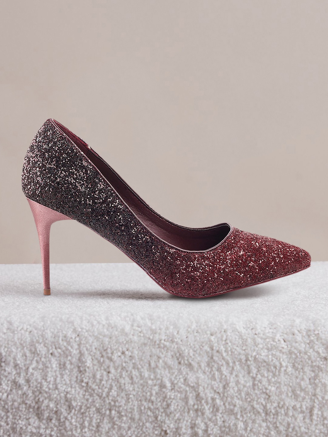 

Metro Maroon Embellished Pumps