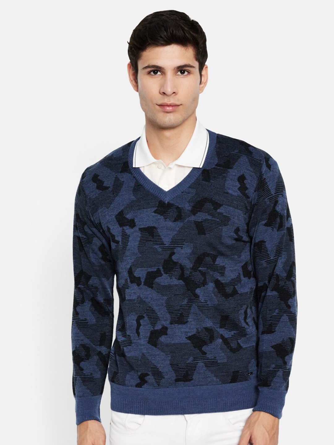 

Monte Carlo Men Blue & Black Printed Pullover