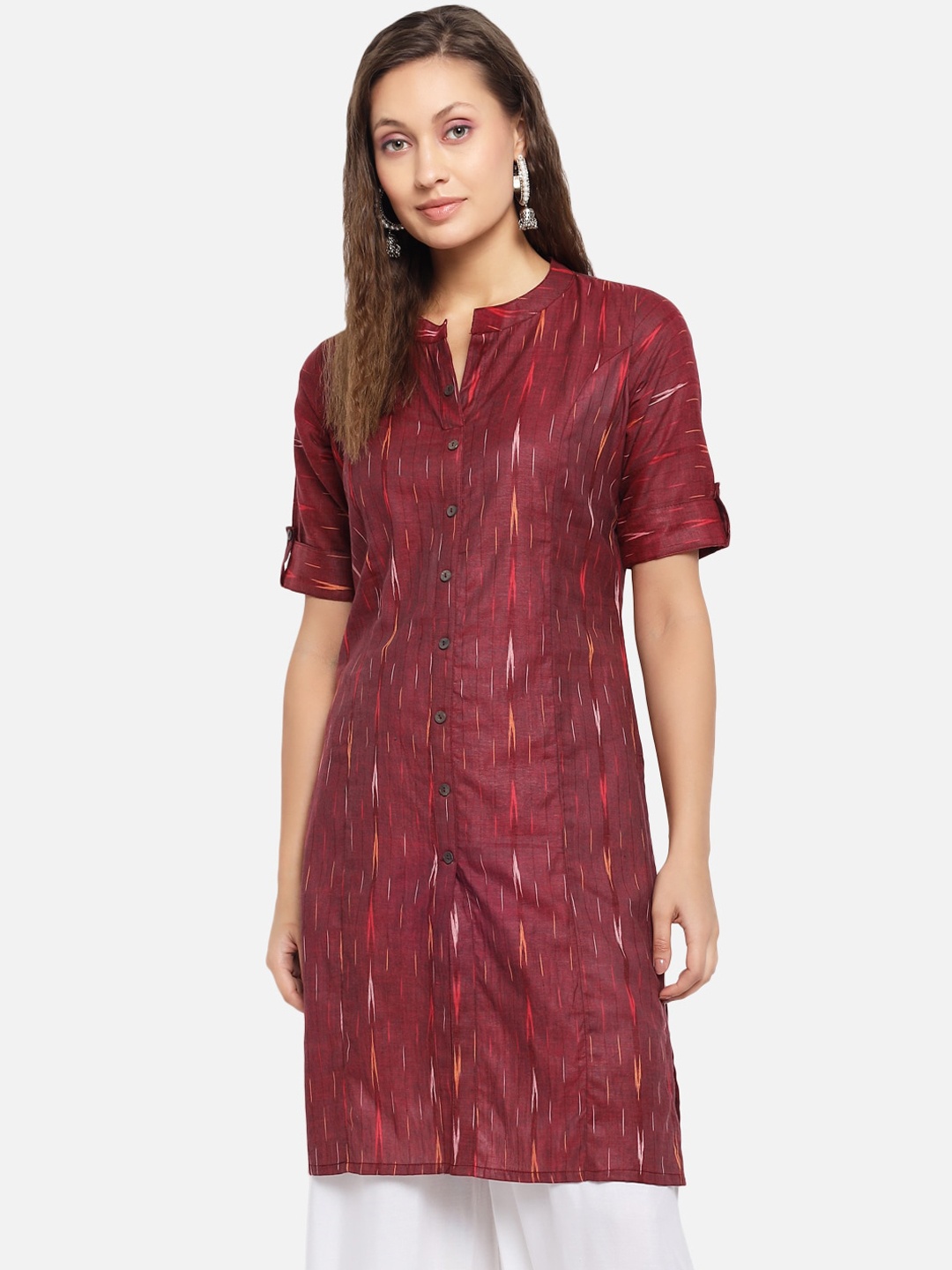 

Vastraa Fusion Women Maroon Ikkat Printed Cotton Kurta