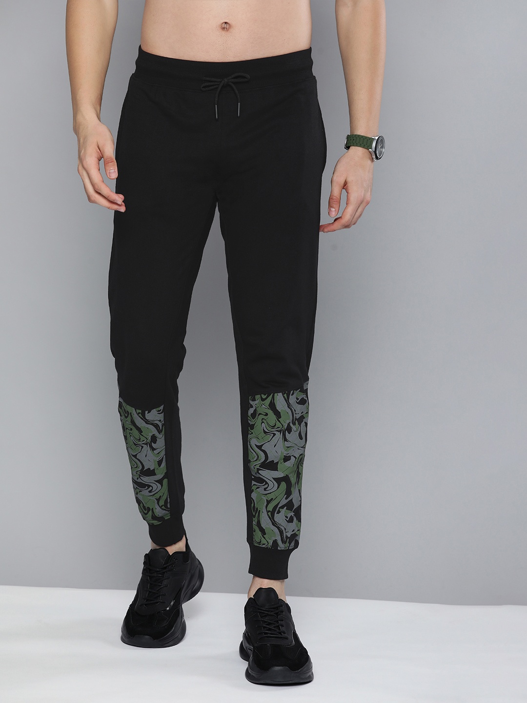 

HERE&NOW Men Black Solid Mid-Rise Pure Cotton Joggers with Cut & Sew Printed Detail