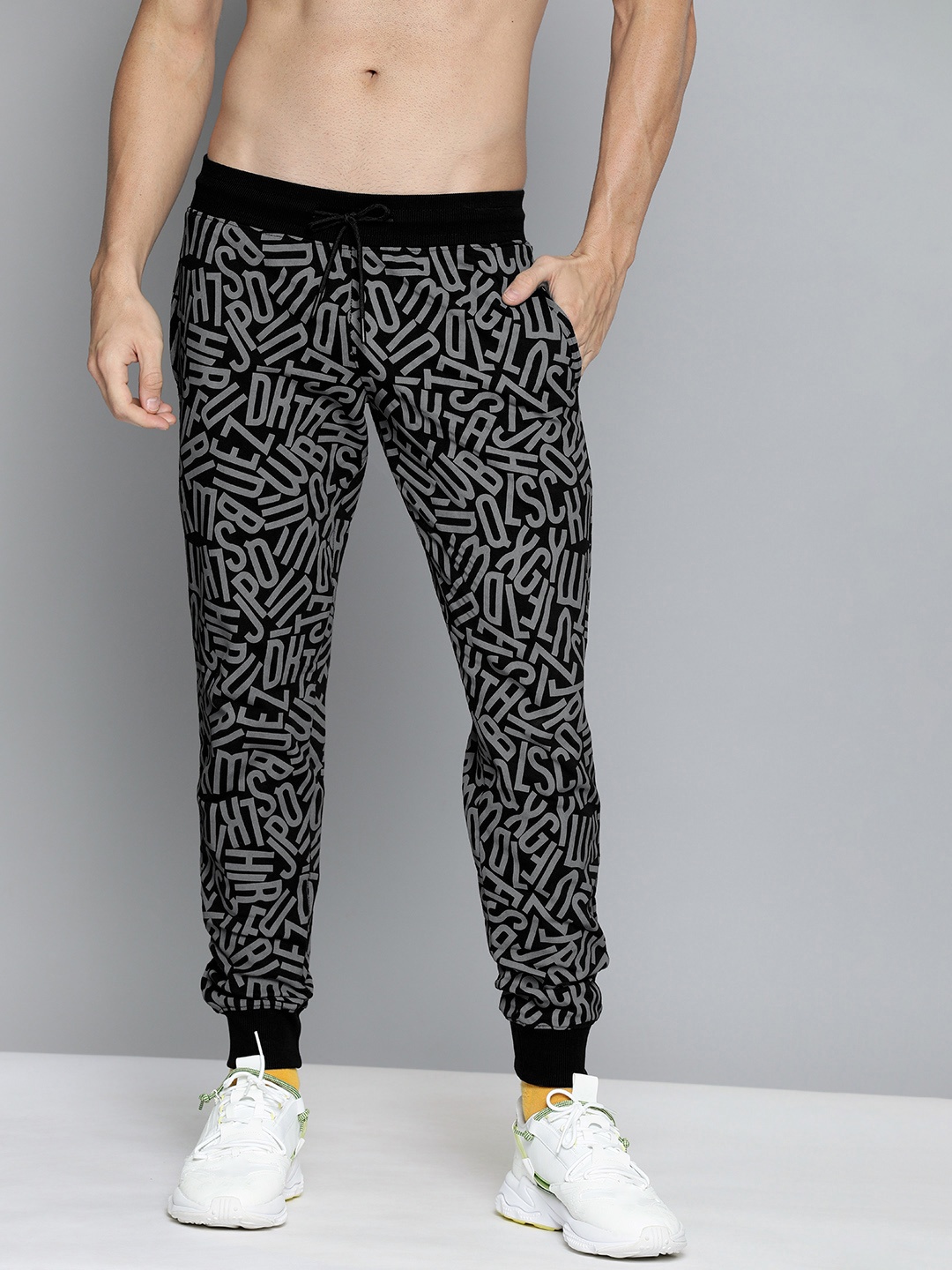 

HERE&NOW Men Black & Grey Printed Joggers