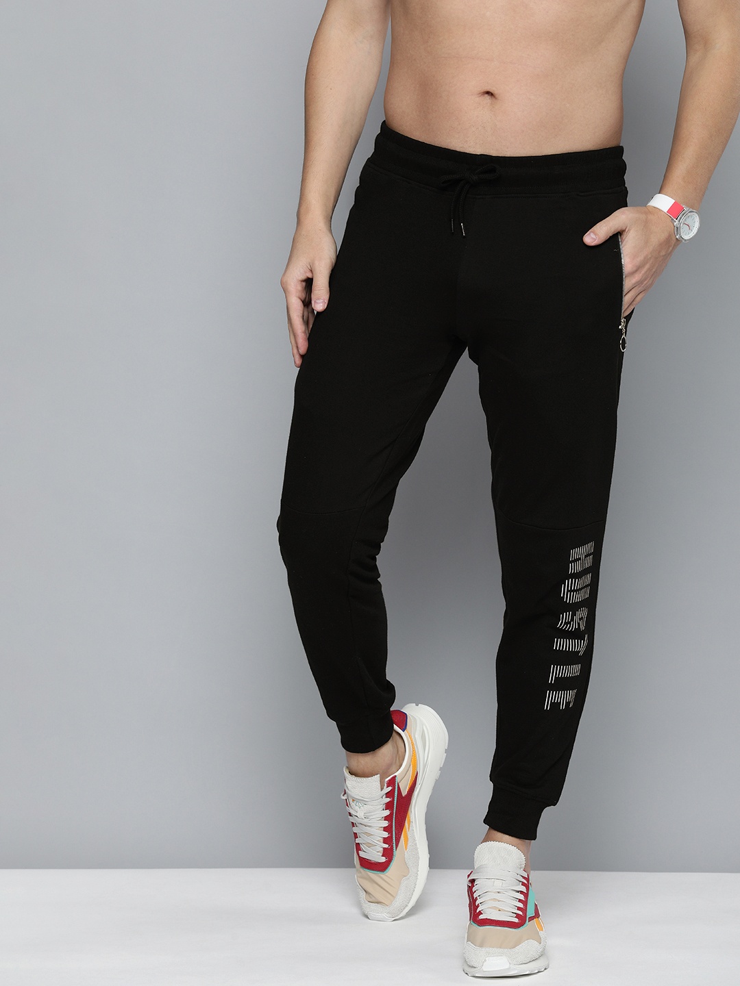 

HERE&NOW Men Black Printed Joggers
