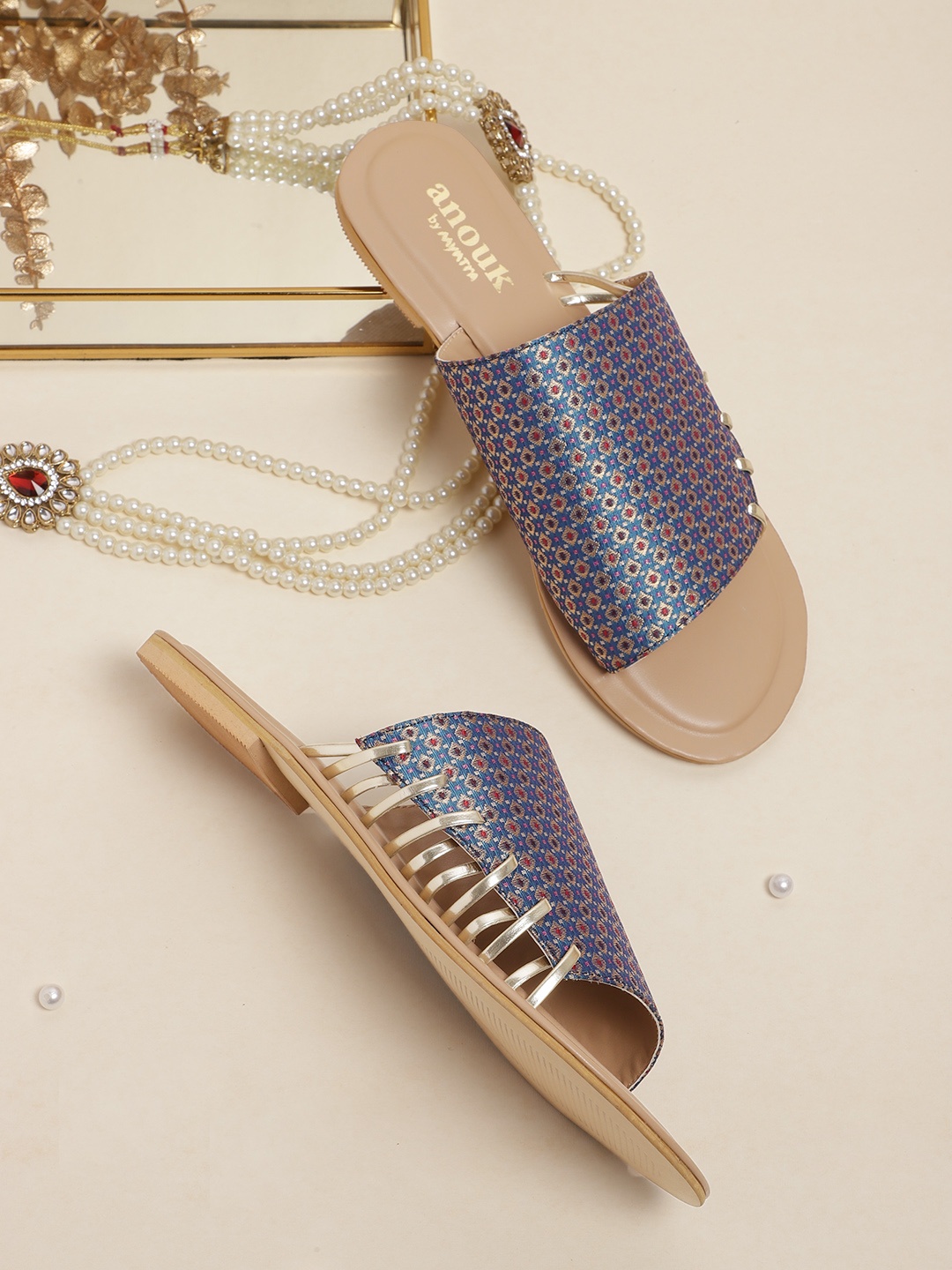 

Anouk Women Navy Blue & Gold-Toned Woven Design Handcrafted Open Toe Flats