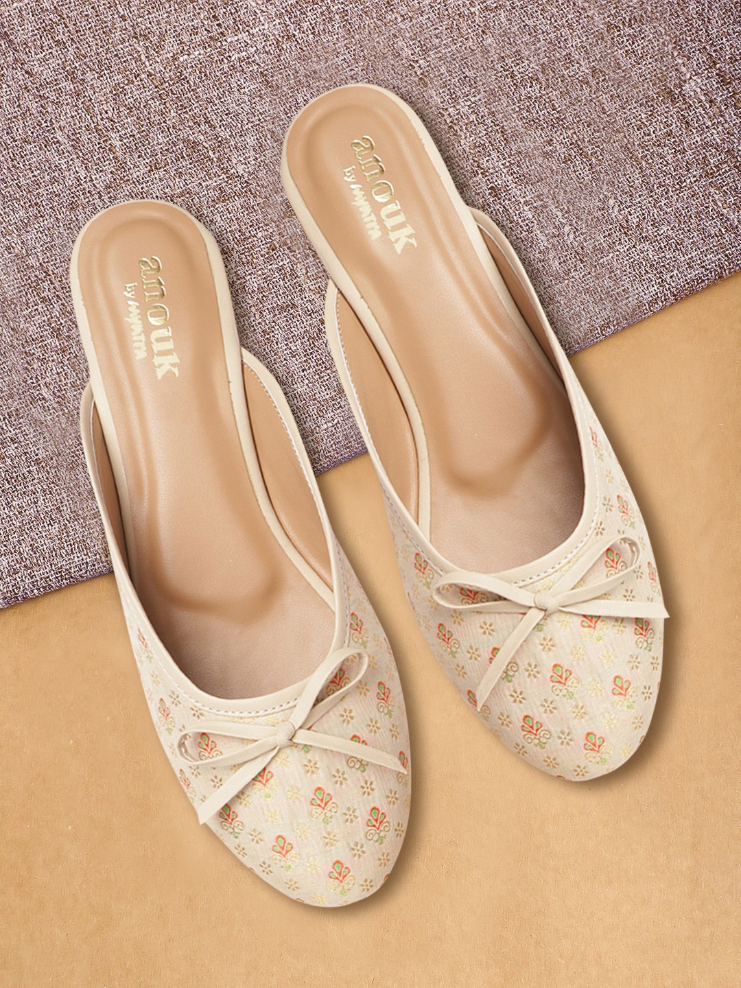 

Anouk Women Cream-Coloured & Pink Ethnic Print Mules with Bow Detail