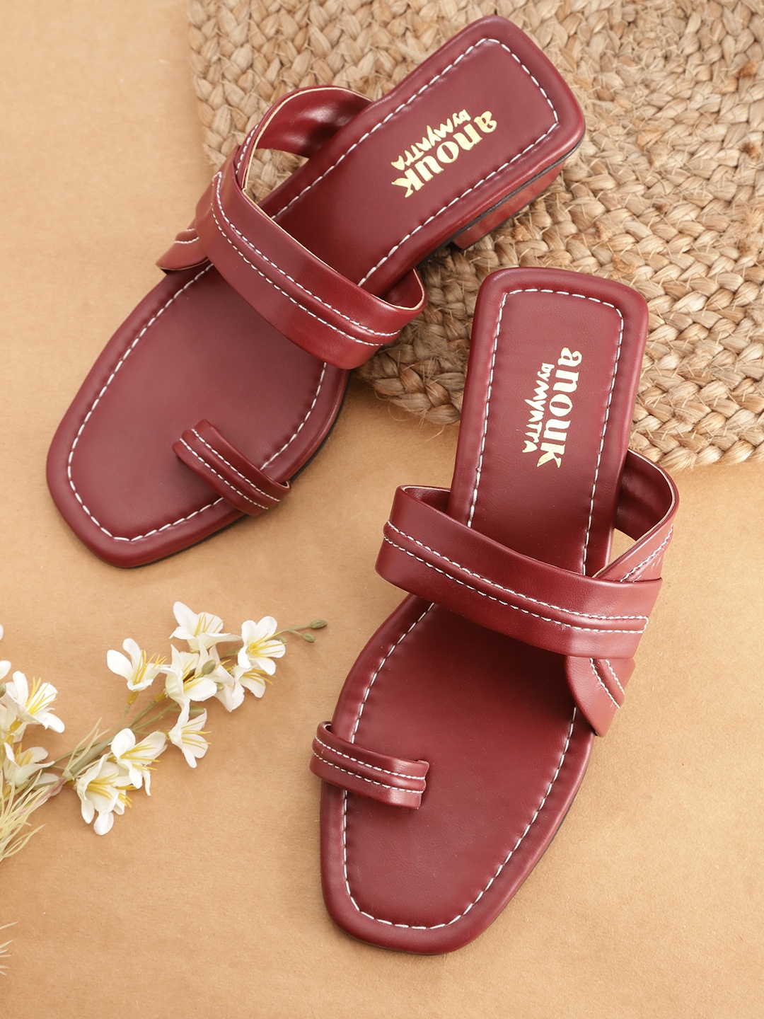 

Anouk Women Maroon Solid One Toe Sandals
