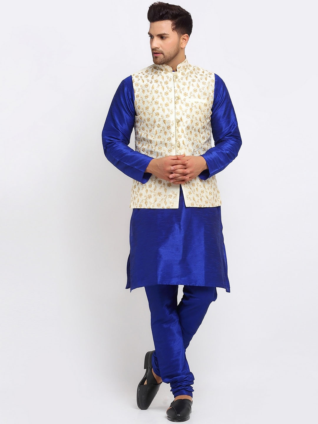 

KRAFT INDIA Men Royal Blue Kurta and Churidar with Embroidered Nehru jacket