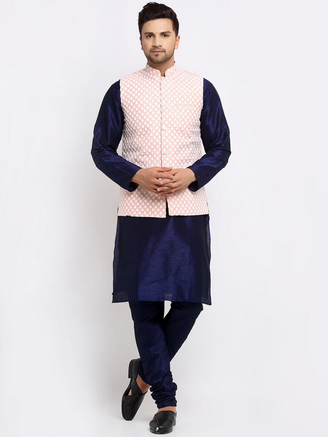 

KRAFT INDIA Men Navy Blue Kurta & Churidar with Embroidered Nehru Jacket