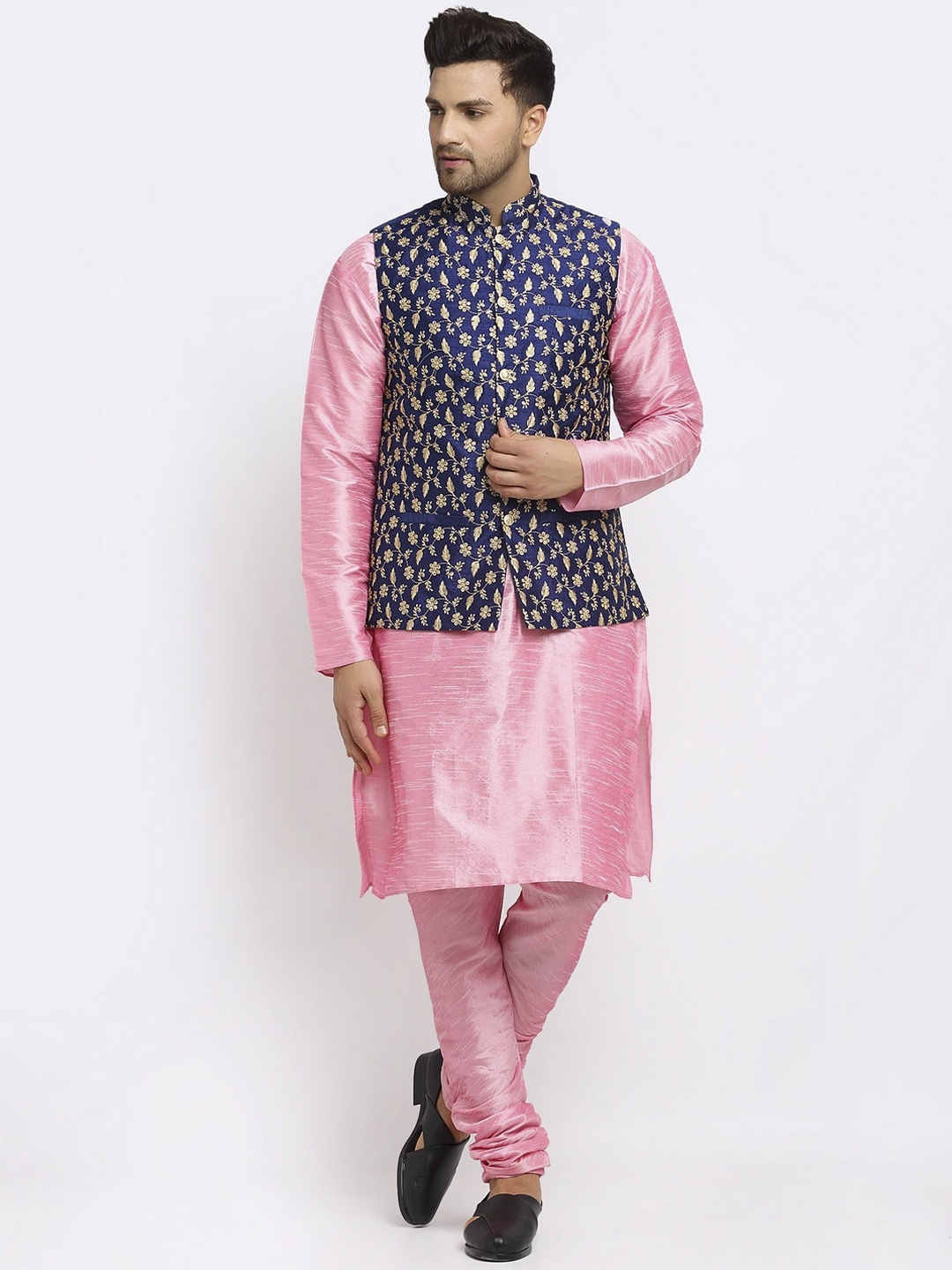 

KRAFT INDIA Men Kurta & Churidar with Embroidered Nehru jacket, Pink
