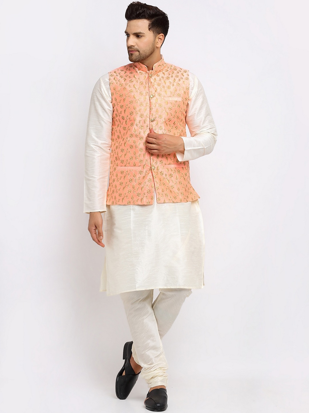 

KRAFT INDIA Men Cream-Coloured Kurta & Churidar with Embroidered Nehru Jacket